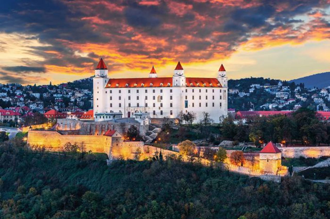 Soukromý výlet z Brna: Bratislava & hrad Devín