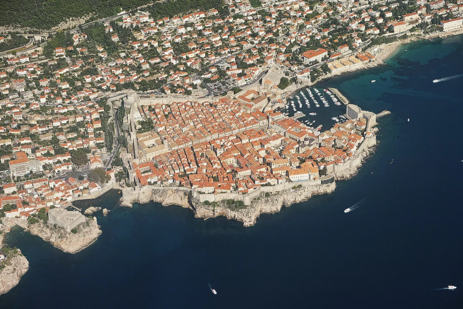 Historické centrum Dubrovníku a Jaderské moře